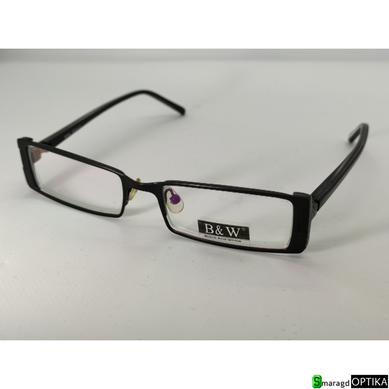 b&w szemüvegkeret